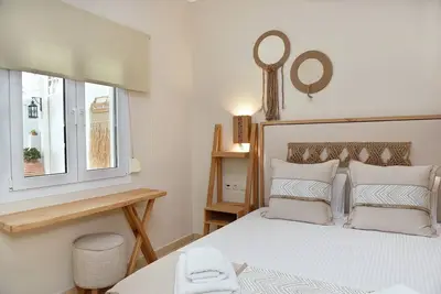 Image de Maison de Cristina - Hébergement confortable près de la mer et du centre ville