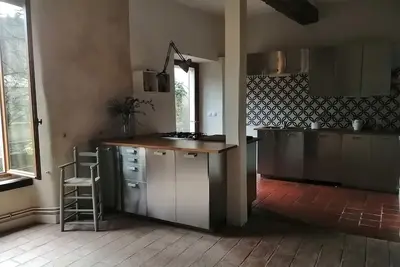 Image de Une grande maison, à deux pas de la rivière, pour loger avec tous les enfants!