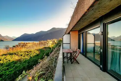 Image de Appartement romantique avec vue sur le golfe de Lugano - Paradise