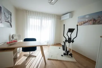 Image de Relaxation on the outskirts of a big city