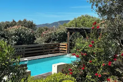 Image de Magnifique villa avec piscine privative sécurisée avec superbe vue très dégagée