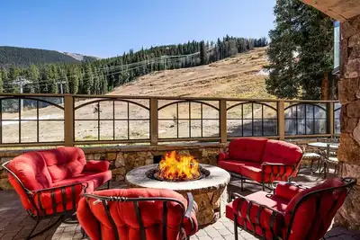 Lone Eagle Condo 3 chambres Ski-In, Ski-Out. Ski enfant gratuit