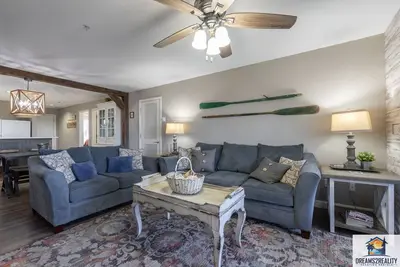 Image de Fin du voyage - Votre début de fabuleuses vacances Branson - 3 très grands lits + près du Strip