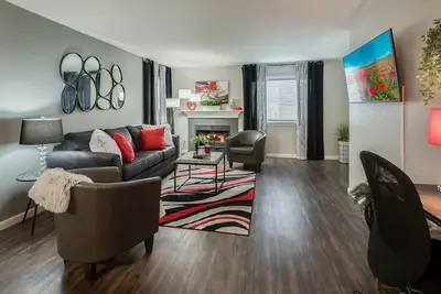 Image de Maison d'appartement chic avec luxueuse suite King