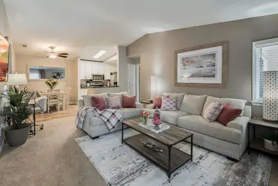 Image de Luxueux et élégant, parfait séjour de longue durée 5 étoiles