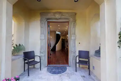 Image de Villa Fiori Vista - Bel Air Ocean Views - 7 Bedroom