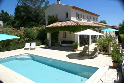Image de Le charme et la douceur de vivre en Provence!