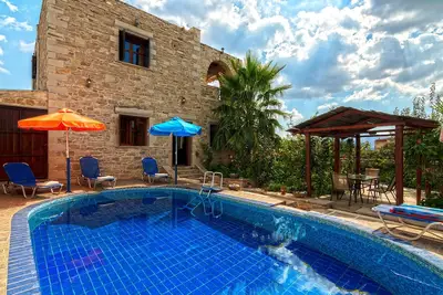 Image de Delightful stone holiday house surrounded by countryside