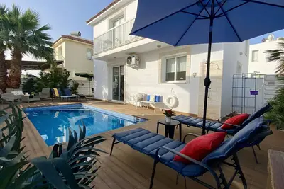 Protaras Villa Kalimera près de la plage