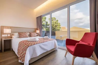 Casa Amarela 34-36 (Azores Premium au centre-ville)