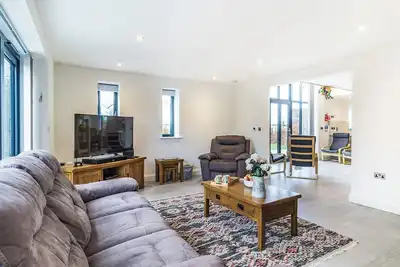Image de 4 bedroom accommodation in Wicken, near Soham