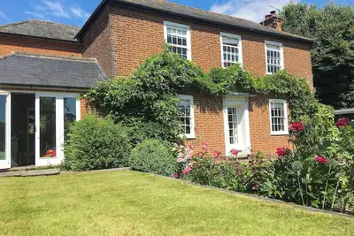 Image de 4 chambres à coucher à Tilmanstone, near Deal
