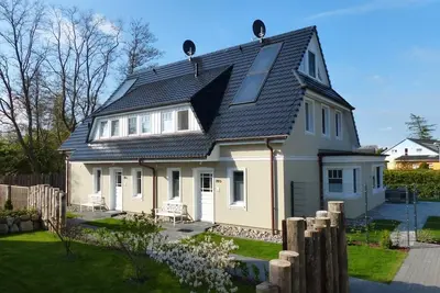 Image de Godehus 4 - Exquis appartement pour 4 personnes. avec cheminée, balcon, WiFi et 2 voitures