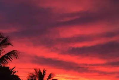 Image de ÉTAPES De La Plage / 2 Chambres À Coucher RÉNOVÉ / Marche Aux Restaurants Et Magasins