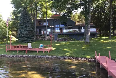 Image de Belle maison de 5 chambres Clam Lake avec accès au lac Torch!