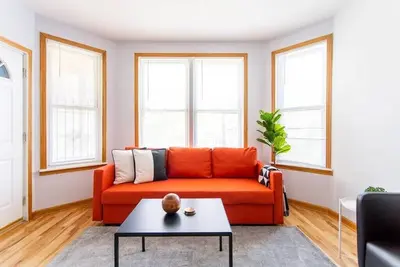 ❤️ Appartement 2br branché à Logan Square!