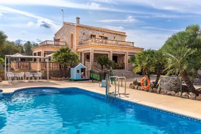 Image de Maison de vacances 'Sa Pedrera' avec vue sur la montagne, Wi-Fi et climatisation