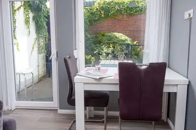 Image de Agréable appartement pour 2 personnes avec Wifi, Tv, terrasse, animaux admis et parking