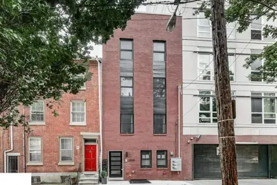 Image de 3 Stories - New Construction Broad St/South St