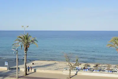 Magnifique ADAPTÉ. Devant La Mer
