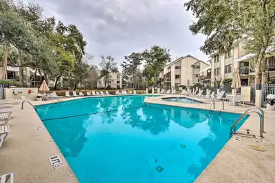 Image de Walk to Beach: Hilton Head Island Tennis Retreat!