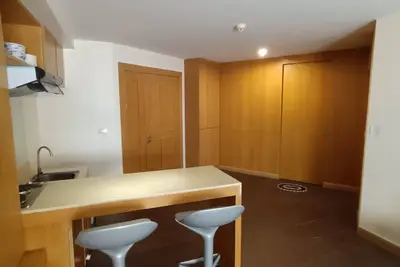 Image de A Bedroom and Den next to Mrt
