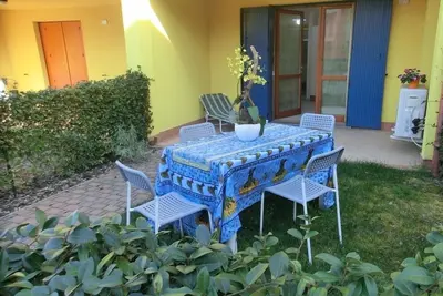 Image de Porto Antico - Two-room apartment with garden