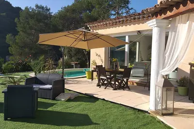 Villa sur les collines niçoises
