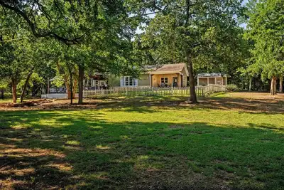 Image de Texoma/Tanglewood Highport Marina - Adorable Cottage! \n
