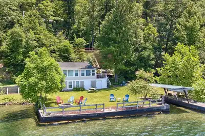 Image de Willow Point: Location, Location, Location!