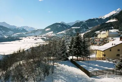 Image de Agréable appartement pour 4 personnes avec Tv, balcon et parking