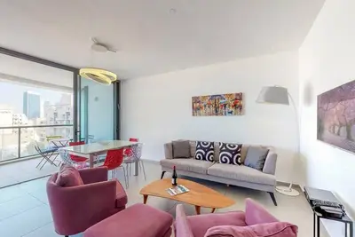 Image de Brigth 3br in Florentin's Complex by HolyGuest