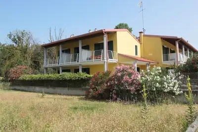 Image de Joli appartement dans une maison de vacances avec climatisation, Wifi, Tv et terrasse