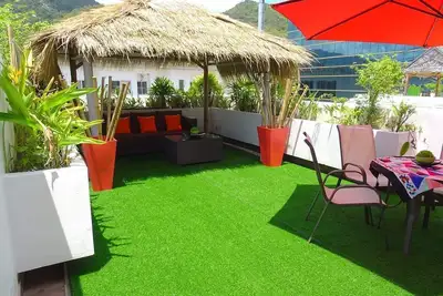 Image de Appartement terrasse avec piscine Proche mer