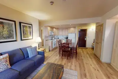 Image de Platinum 1br with Two Baths - Bfast Included!