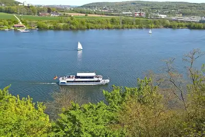 Image de Luxus Ferienwohnung mit Seeblick