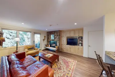 Image de Platinum Condo @ Manor Vail - Includes Bfast