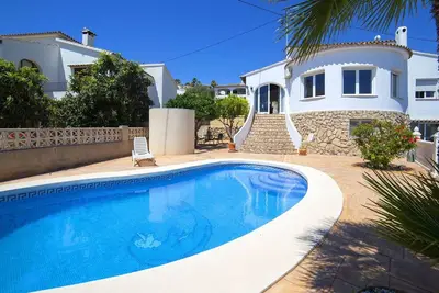 Image de Bel appartement pour 4 personnes avec Wifi, piscine, climatisation, Tv, terrasse et parking