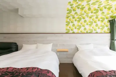 Image de R00294ppl30minDisneyLand1minCHIBAstationWifi - 209 / Chiba Chiba