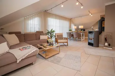 Image de Zum Kranich, exclusive 4-star-plus vacation apartment with fireplace for 4 people in Zingst