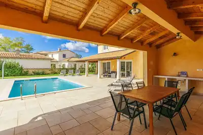 Image de Maison de vacances privée avec climatisation, Wifi, piscine privée, Tv, terrasse, vue panoramique
