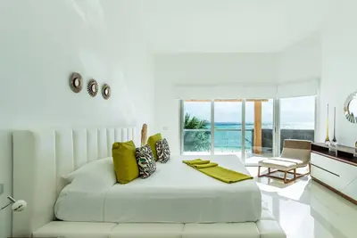 Image de Casa AltaMar Penthouse Ocean Front (North) by RedAwning