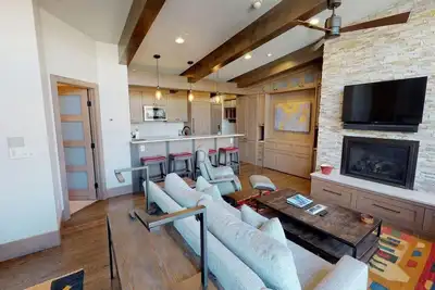 Image de Diamond Studio @ Manor Vail - Free Breakfast