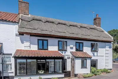 Image de 3 chambres à coucher à Reedham