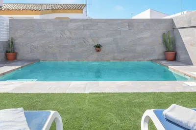 Image de Maison de vacances confortable \"Casa Dalia\" avec piscine privée, terrasses, climatisation et Wi-Fi
