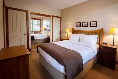 Image de 2 bedroom on the ski hill