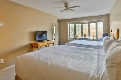 Image de Hotel Style Suite / Patio with View