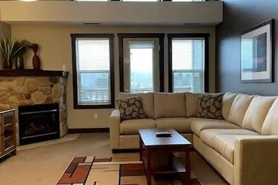 Image de Penthouse Suite w Loft / Pool / Deck