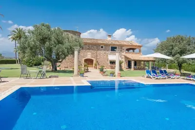 Image de Can Colis - Spectacular rustic finca with private pool in a quiet and rural environment. F