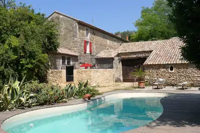 Image de Superbe Gîte dans Mas